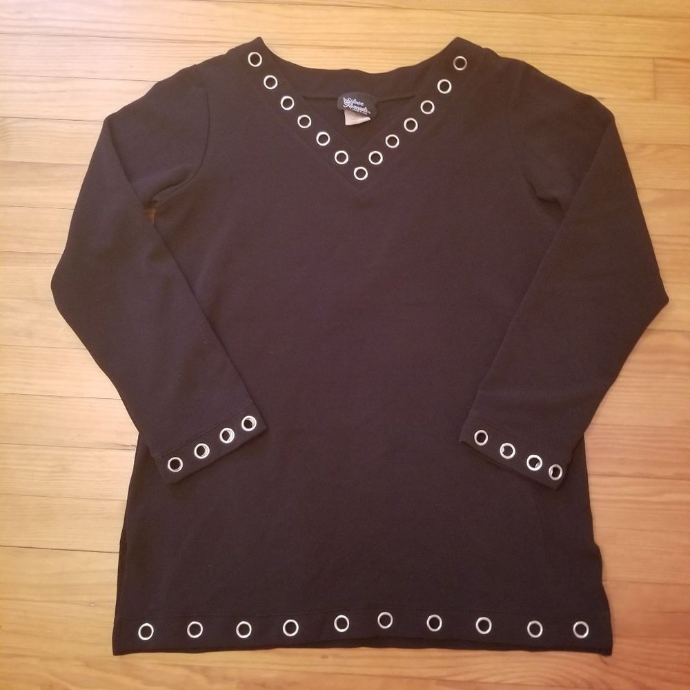Silver‎ Threads LT Black Knit V Neck Top Grommets Long Sleeves USA